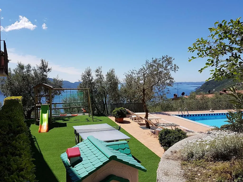 Residence Erika Tignale Aparthotel