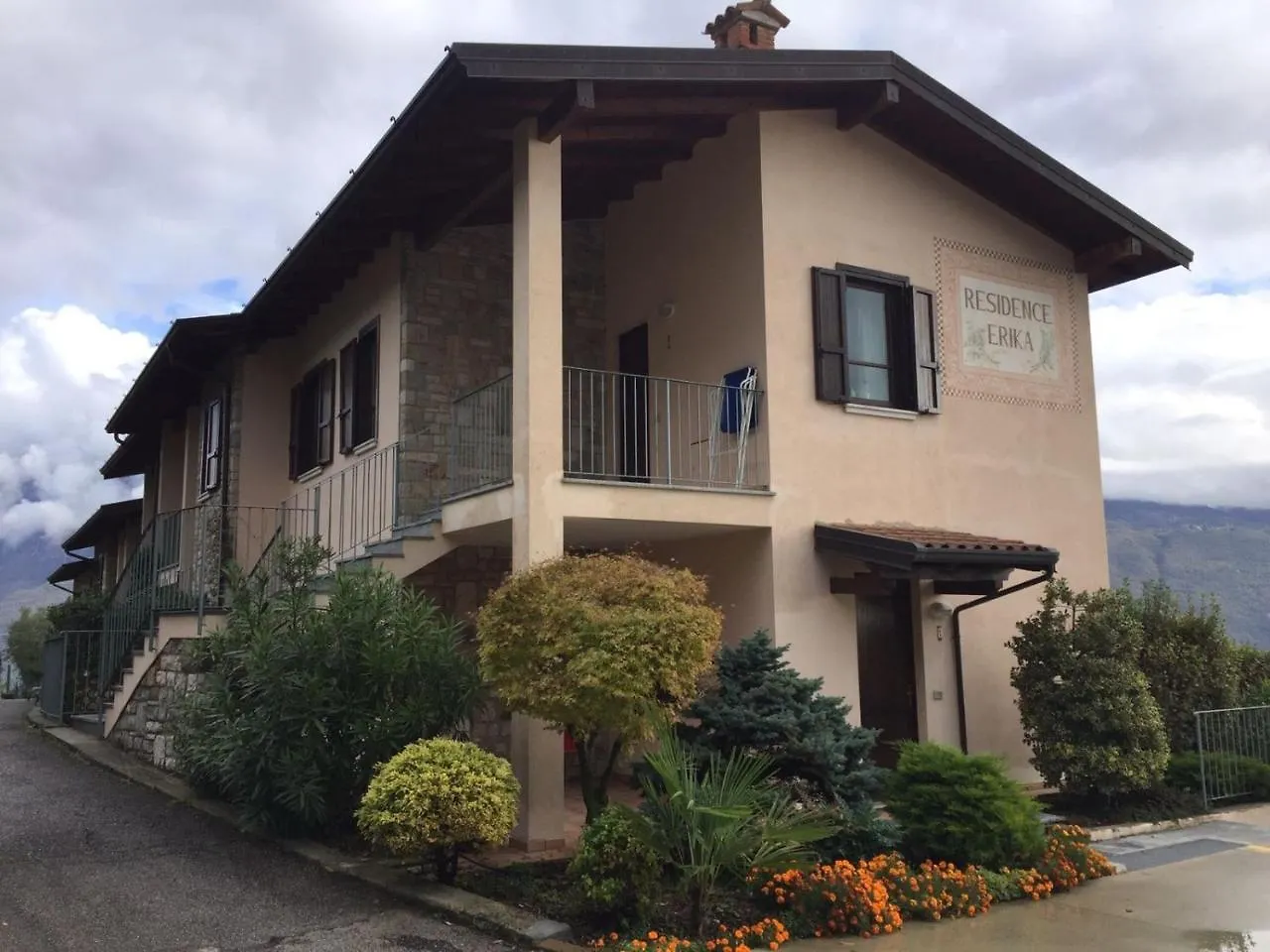 ** Aparthotel Residence Erika Tignale Italy